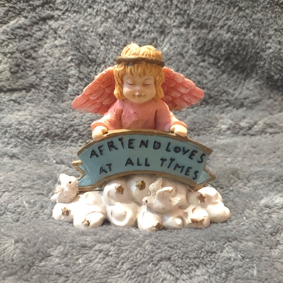 Vintage Hermitage Pottery Angel A Friend Loves At All Times Figurine - Picture 1 of 5